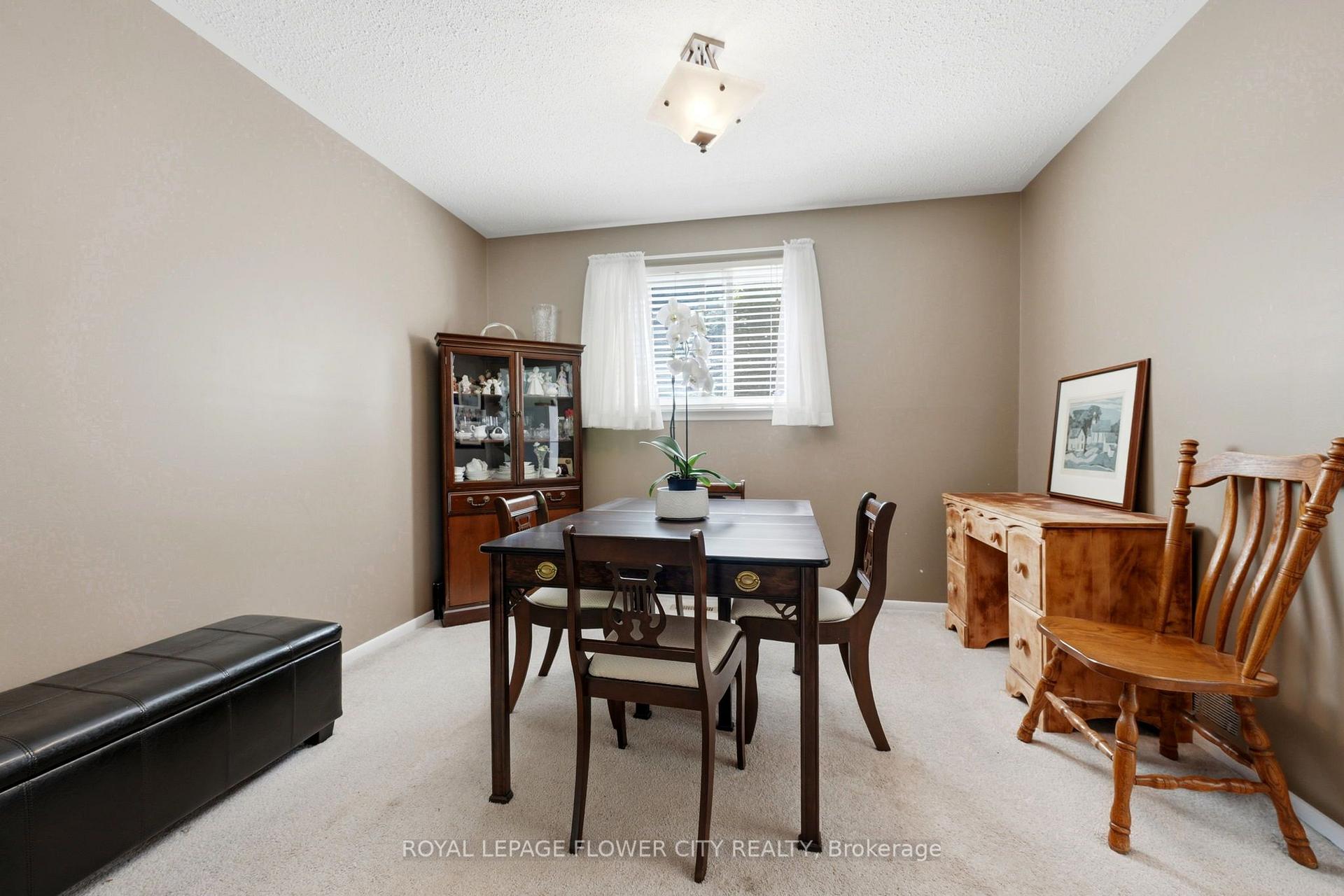 Photo 8 of 132 Fallingdale Crescent, Brampton, Southgate — HOMEH