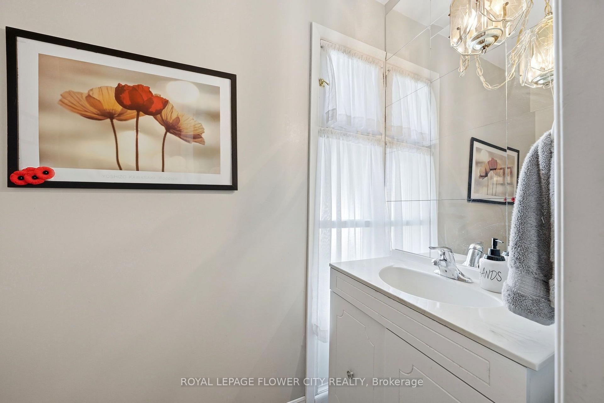 Photo 15 of 132 Fallingdale Crescent, Brampton, Southgate — HOMEH