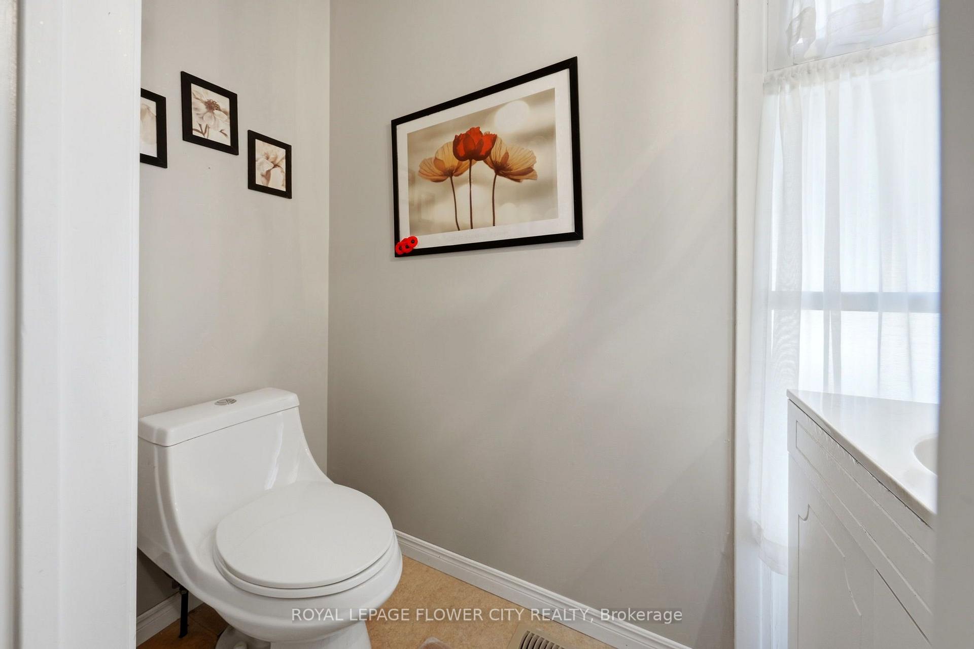 Photo 16 of 132 Fallingdale Crescent, Brampton, Southgate — HOMEH