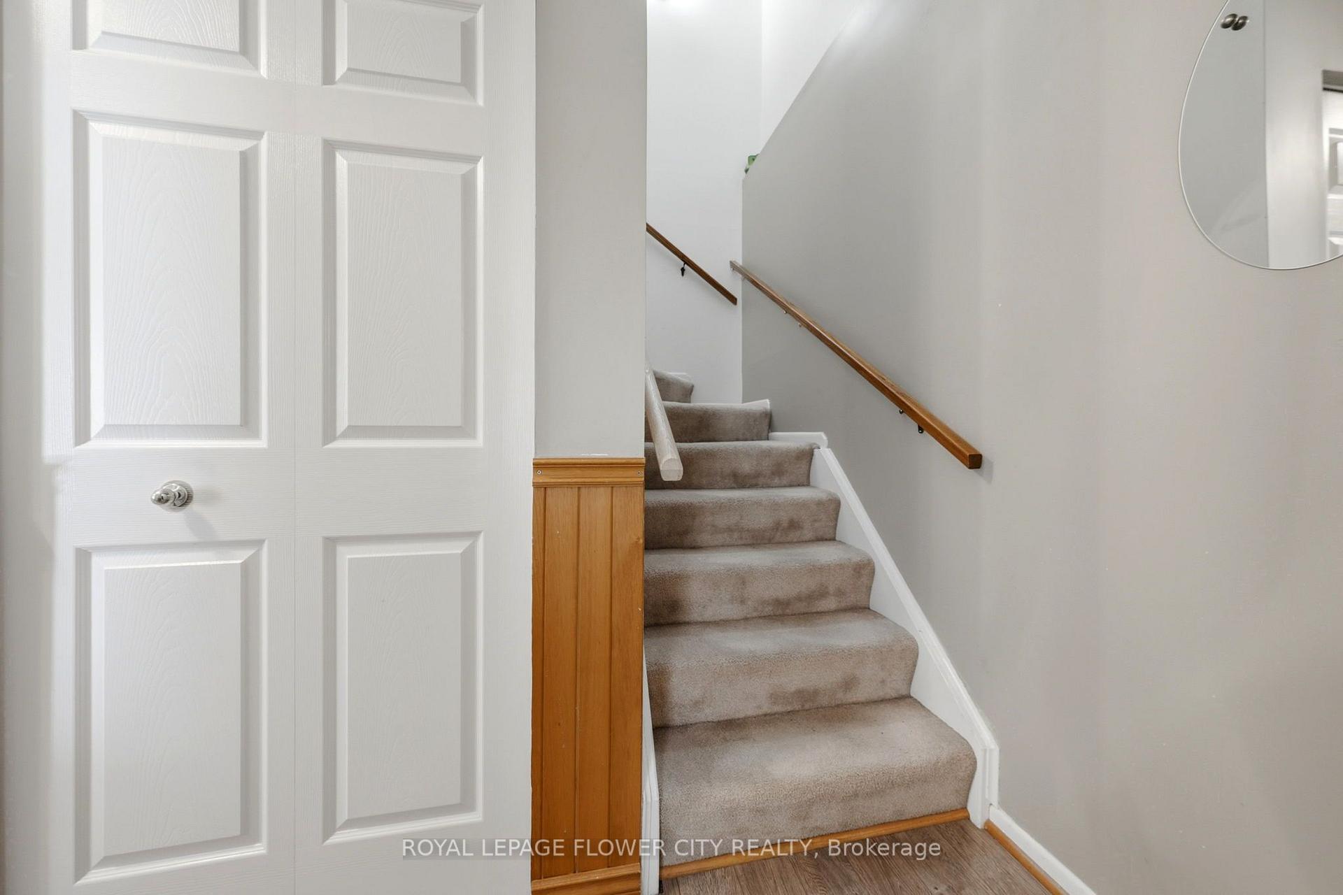 Photo 17 of 132 Fallingdale Crescent, Brampton, Southgate — HOMEH