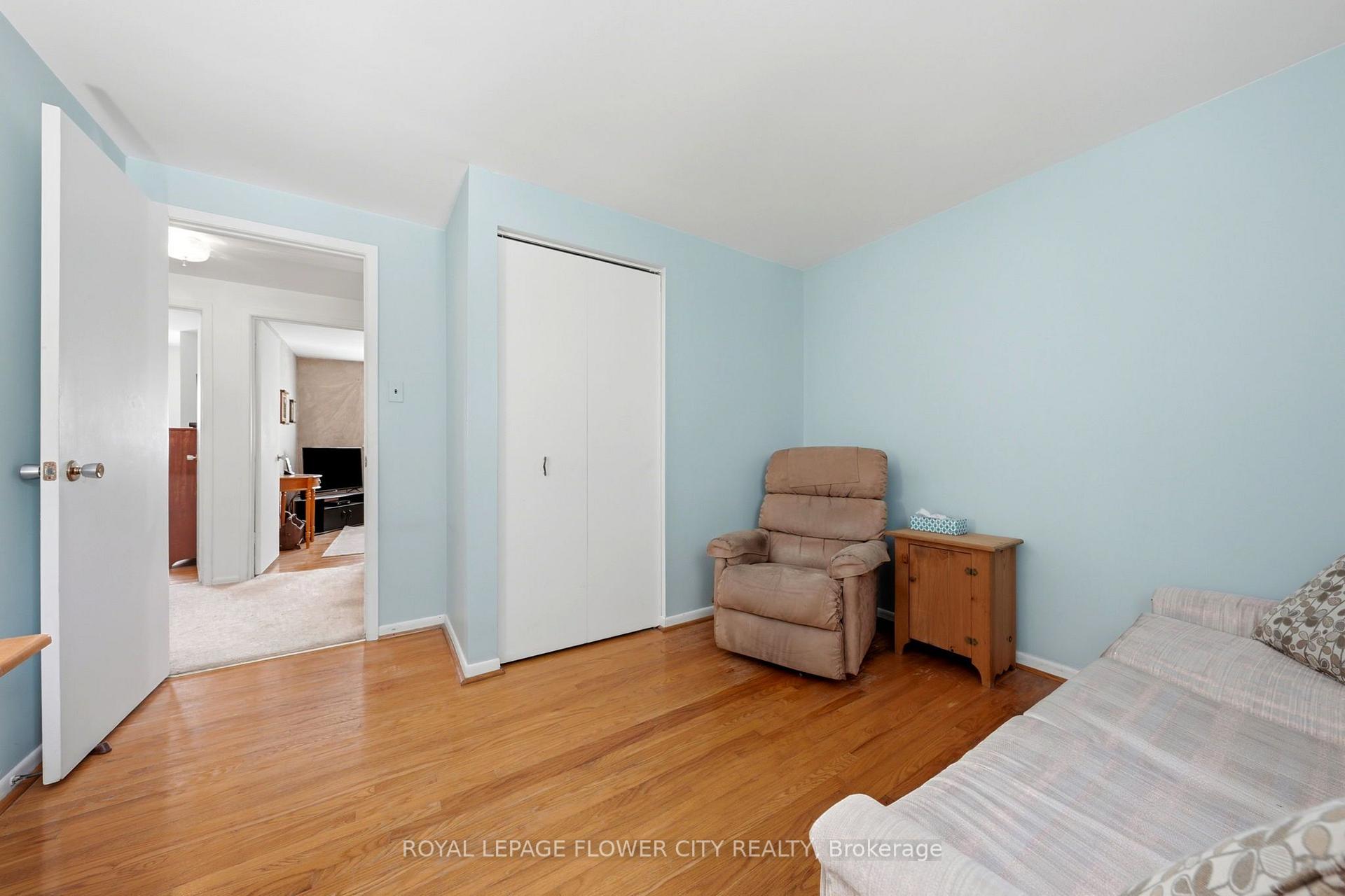 Photo 24 of 132 Fallingdale Crescent, Brampton, Southgate — HOMEH
