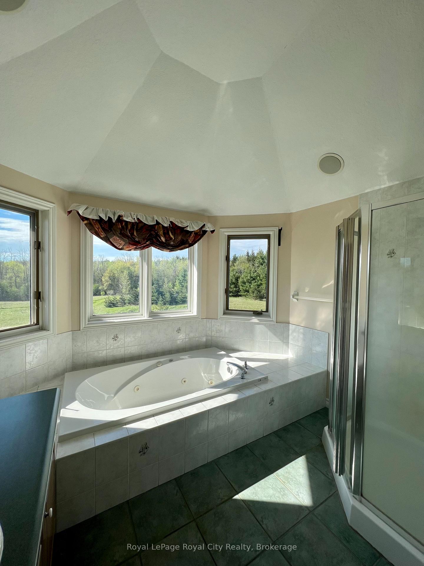 Photo 9 of Unit MAIN, 287 Clair Road E, Guelph, Pineridge/Westminster Woods — HOMEH