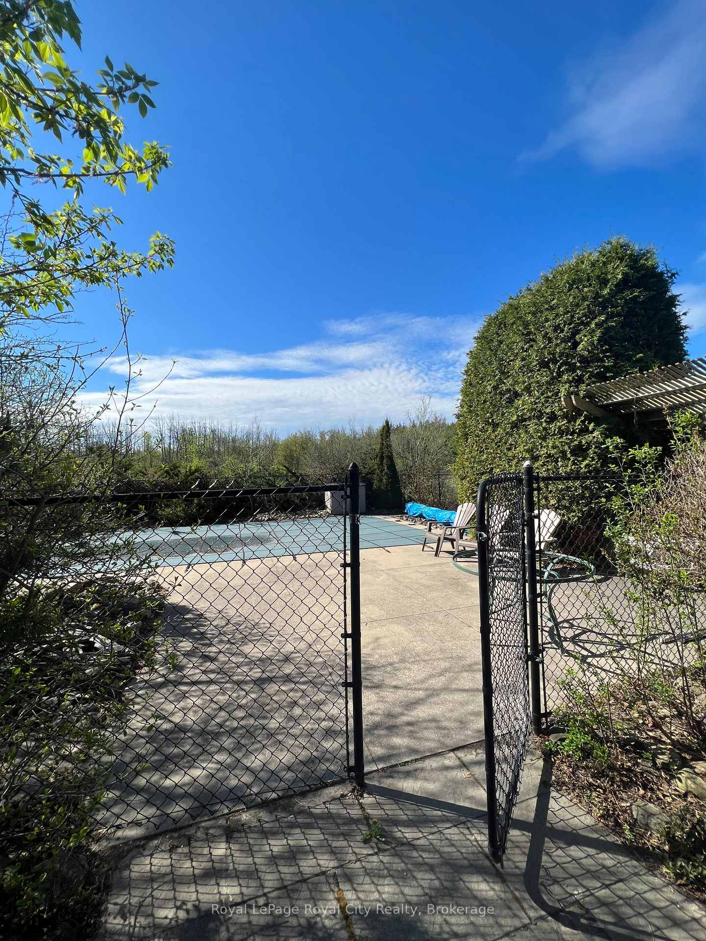 Photo 15 of Unit MAIN, 287 Clair Road E, Guelph, Pineridge/Westminster Woods — HOMEH