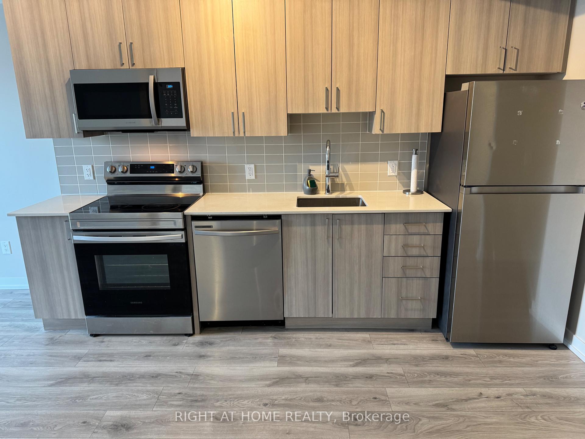 Photo 2 of Unit 602, 1455 Celebration Drive, Pickering, Bay Ridges — HOMEH