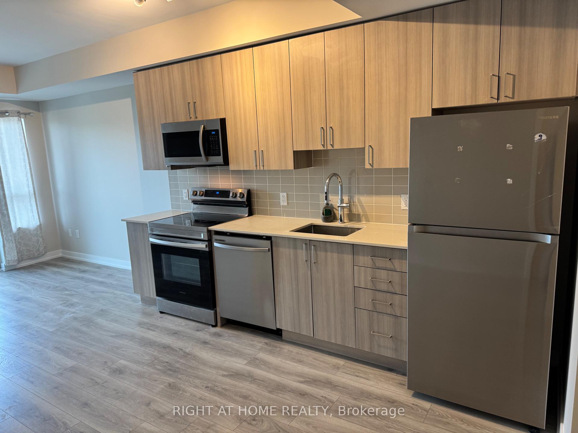 Photo 3 of Unit 602, 1455 Celebration Drive, Pickering, Bay Ridges — HOMEH