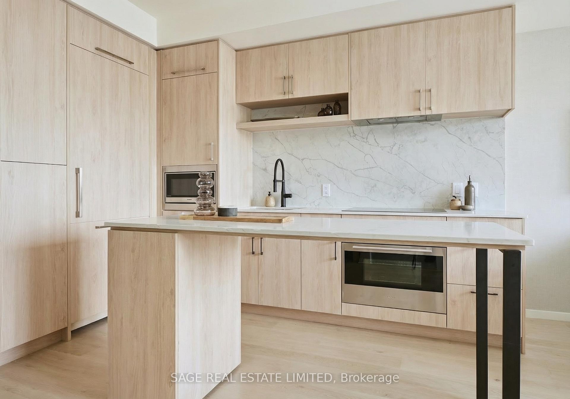 Photo 7 of Unit 101, 109 Erskine Avenue, Toronto, Mount Pleasant West — HOMEH