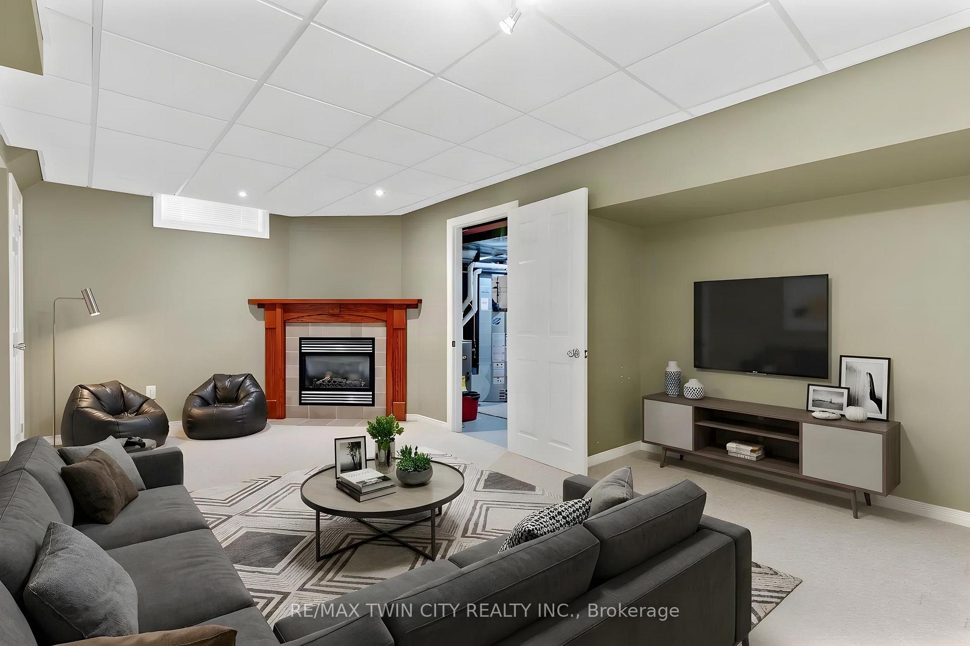 Photo 33 of 129 Kovac Road, Cambridge, Greenway-Chaplin — HOMEH