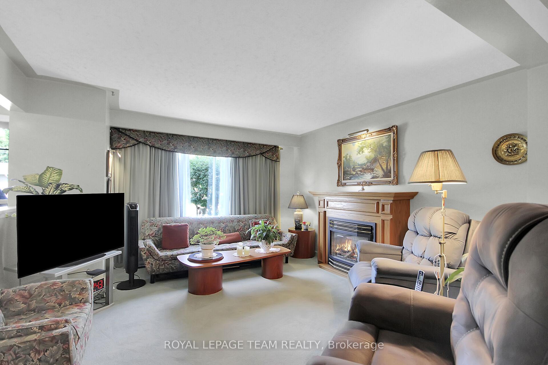 Photo 6 of 962 Dynes Road, Ottawa, Carleton Square — HOMEH