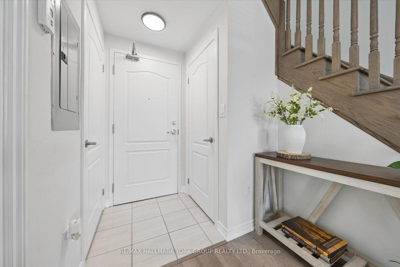 Photo 4 of Unit 203, 3905 Major Mackenzie Drive, Vaughan, Vellore Village — HOMEH