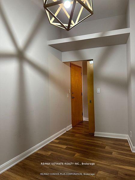 Photo 5 of Unit 904, 700 King Street W, Toronto, Niagara — HOMEH