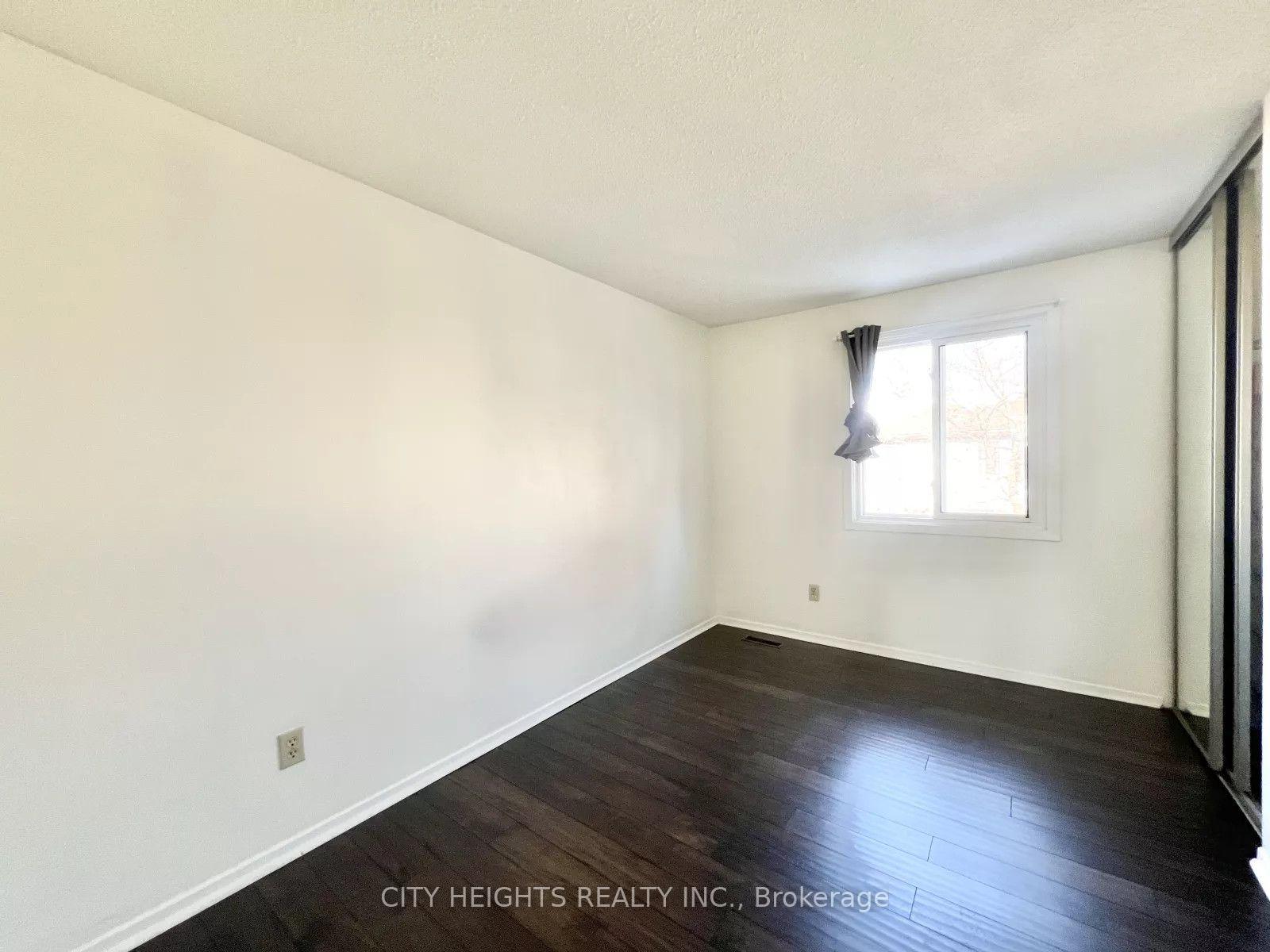Photo 12 of Unit 20, 45 Hansen Road N, Brampton, Madoc — HOMEH