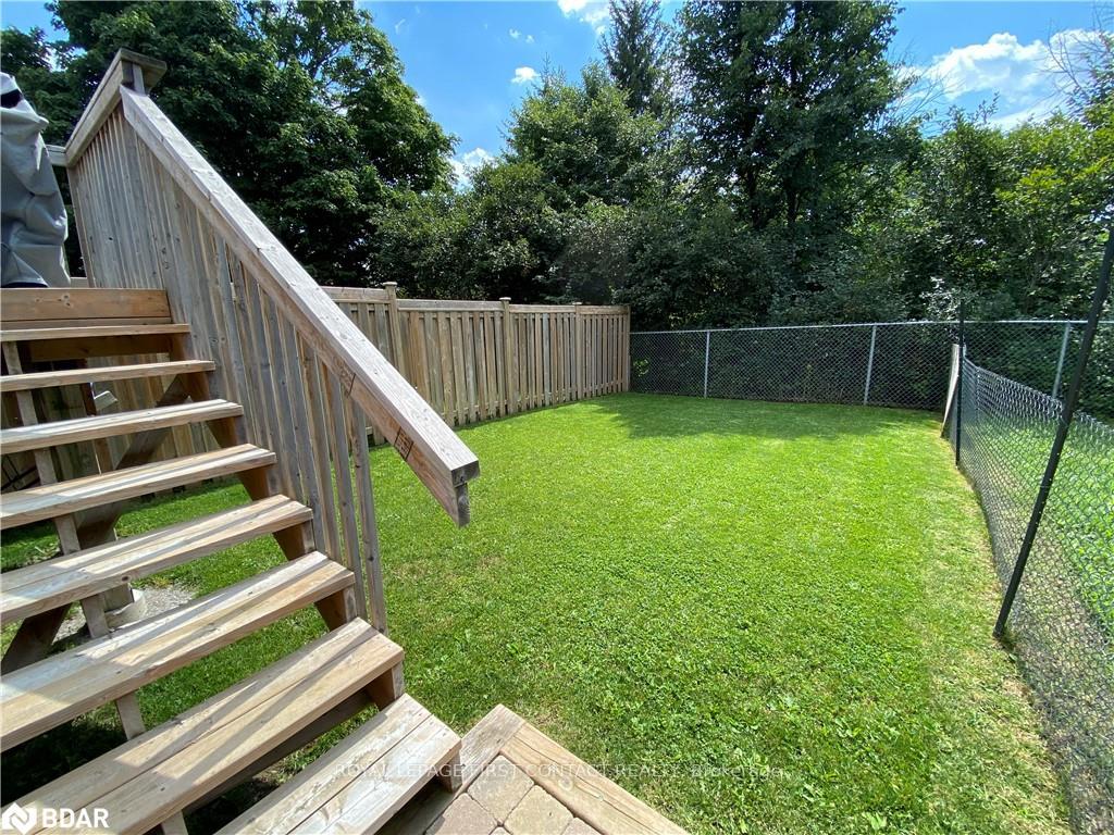 Photo 14 of 63 Sydenham, Barrie, Georgian Drive — HOMEH