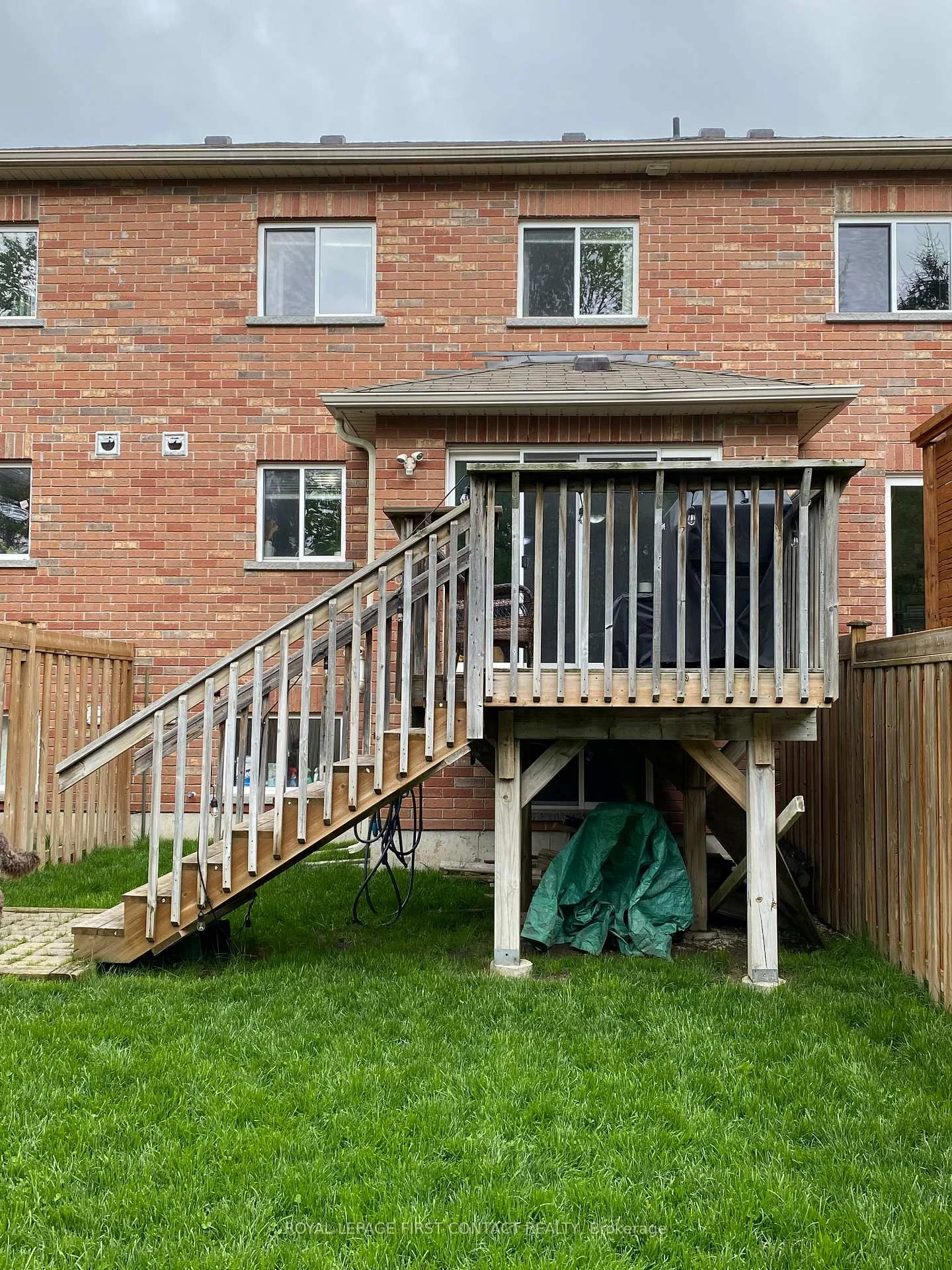 Photo 15 of 63 Sydenham, Barrie, Georgian Drive — HOMEH
