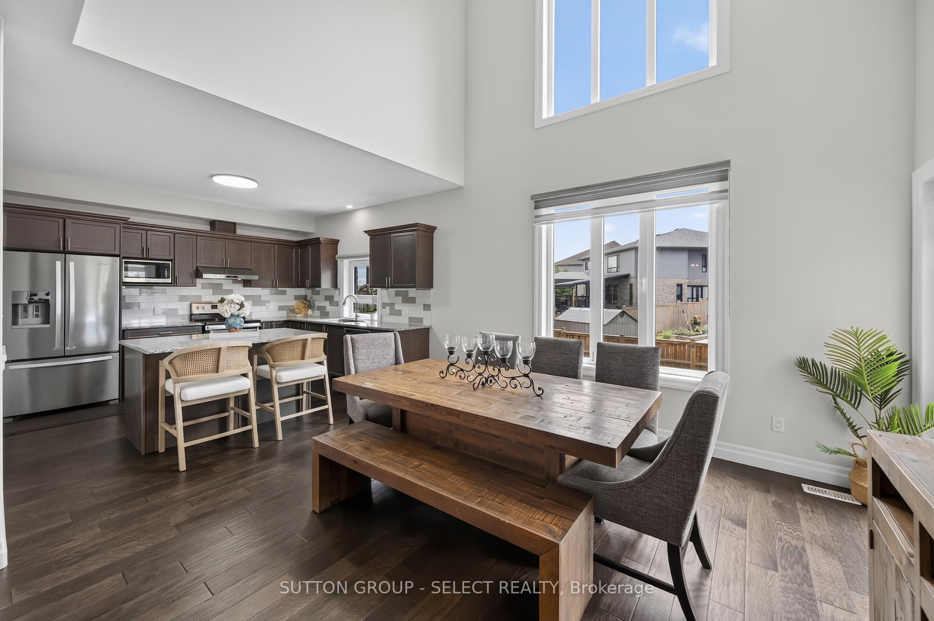 Photo 6 of 801 Superior Drive, London, North B — HOMEH