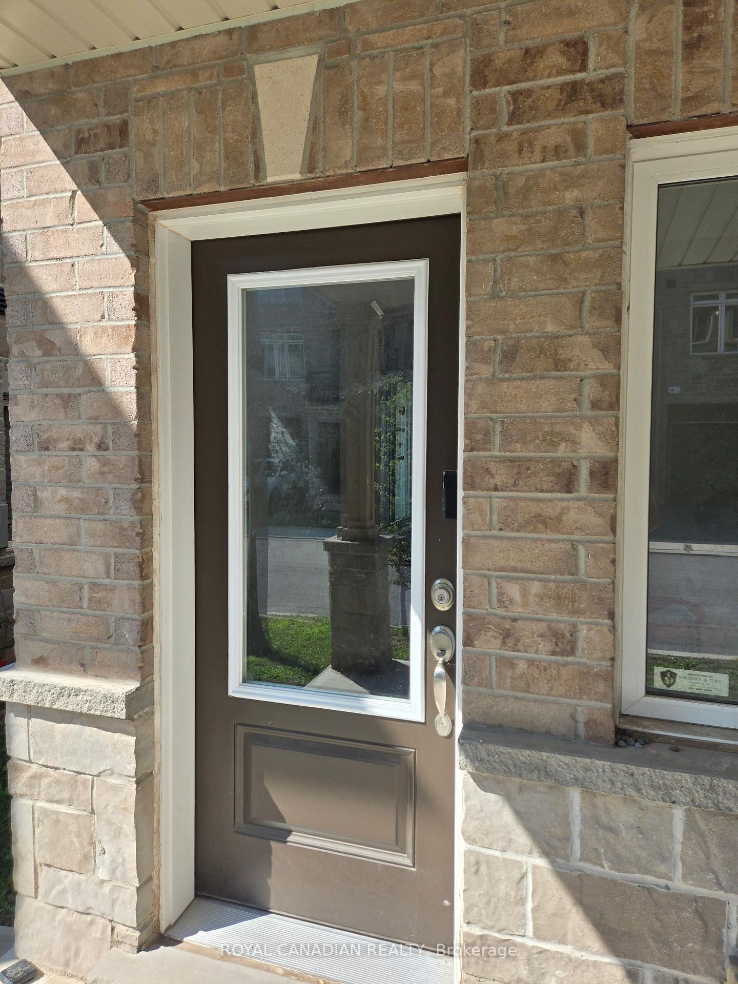 Photo 3 of Unit 51, 40 Zinfandel Drive, Hamilton, Winona Park — HOMEH