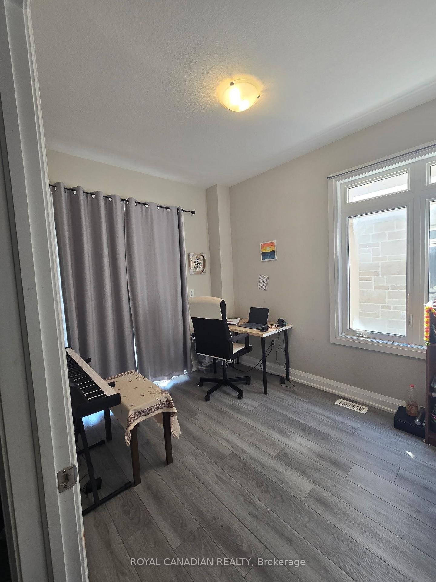 Photo 10 of Unit 51, 40 Zinfandel Drive, Hamilton, Winona Park — HOMEH