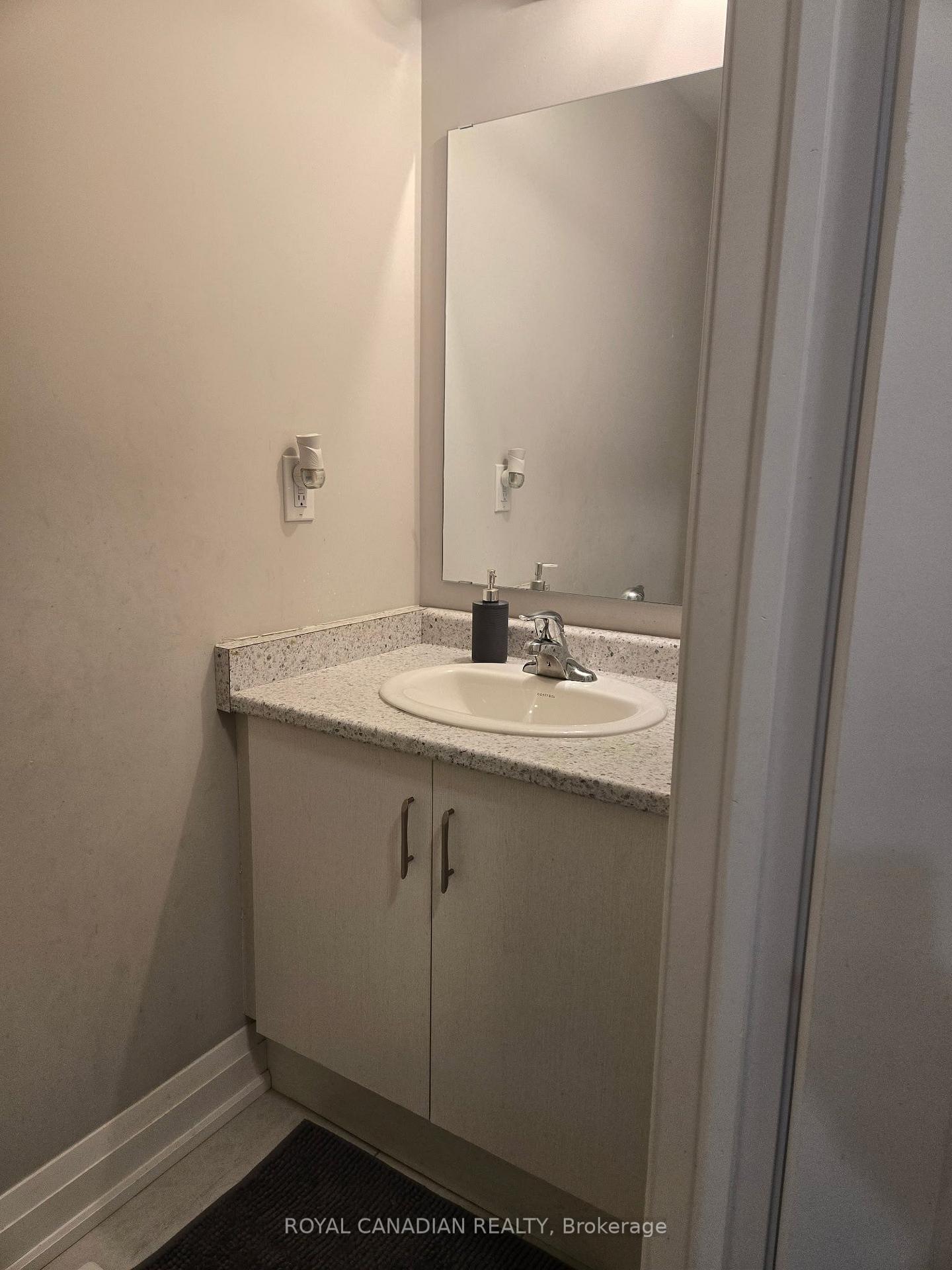Photo 14 of Unit 51, 40 Zinfandel Drive, Hamilton, Winona Park — HOMEH