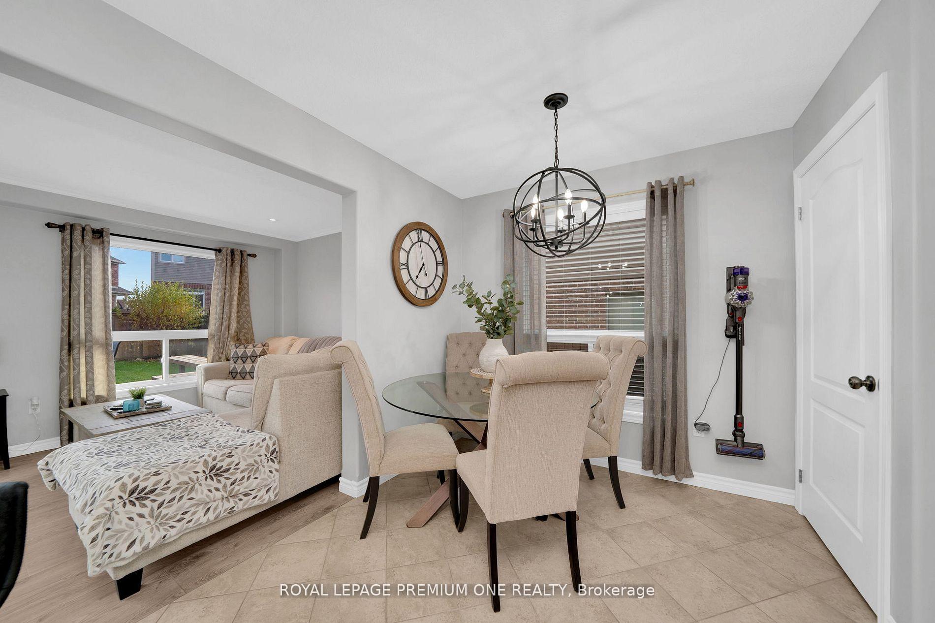 Photo 15 of 31 Stevenson Street, Essa, Angus — HOMEH
