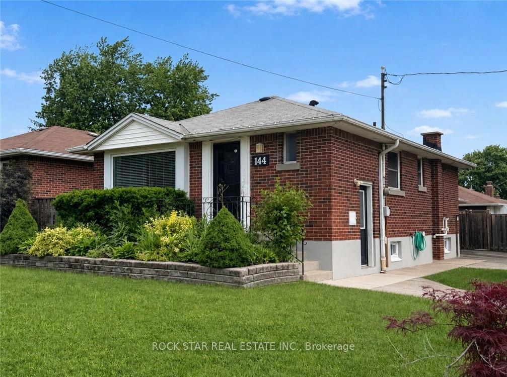Photo 1 of 144 Winchester Boulevard, Hamilton, Hampton Heights — HOMEH