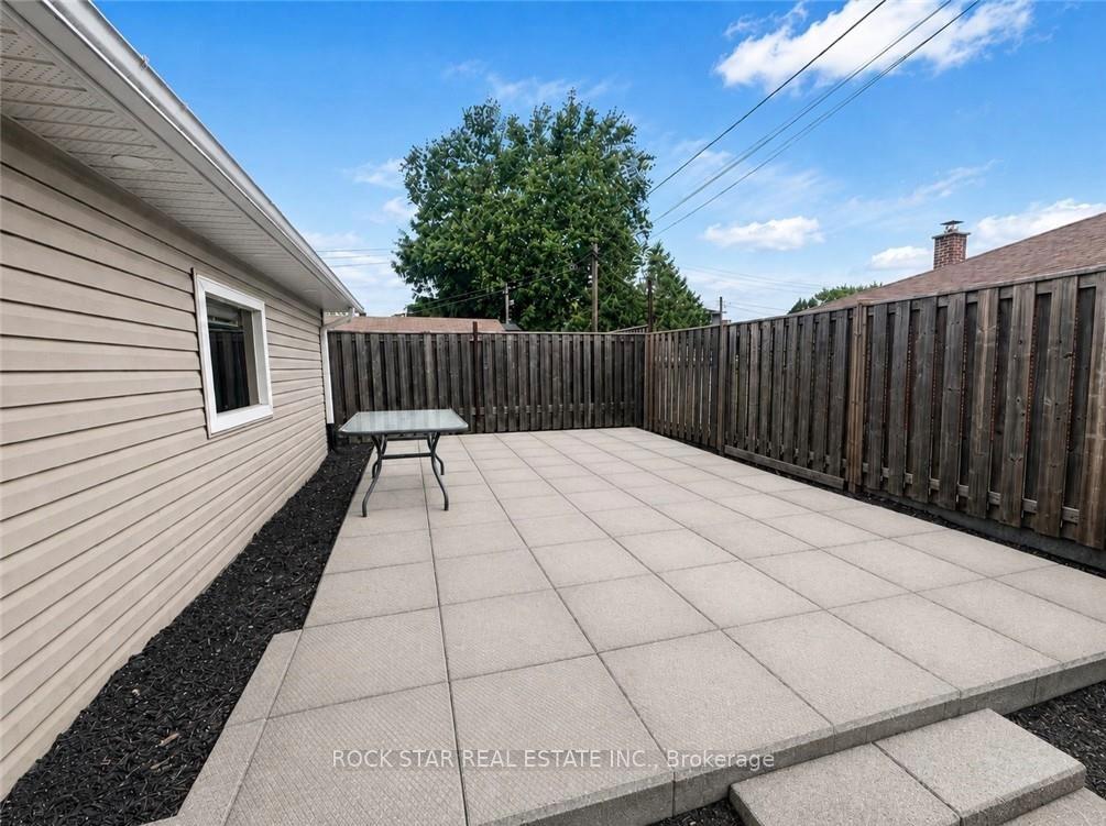 Photo 20 of 144 Winchester Boulevard, Hamilton, Hampton Heights — HOMEH