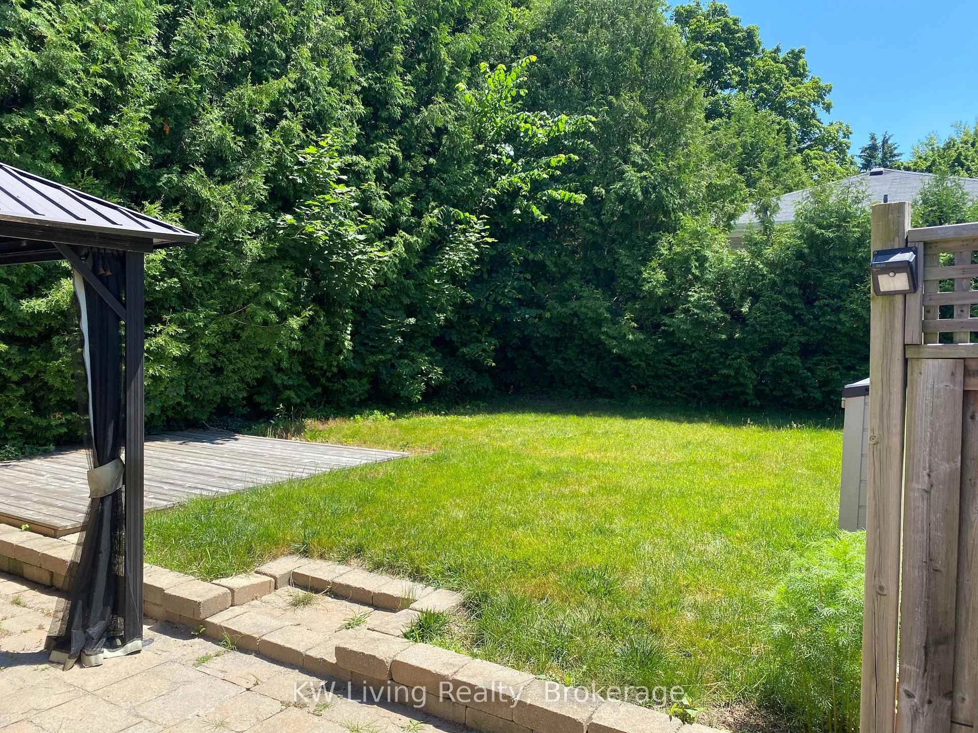Photo 9 of Unit Lower, 7 Glass Drive, Aurora, Aurora Highlands — HOMEH