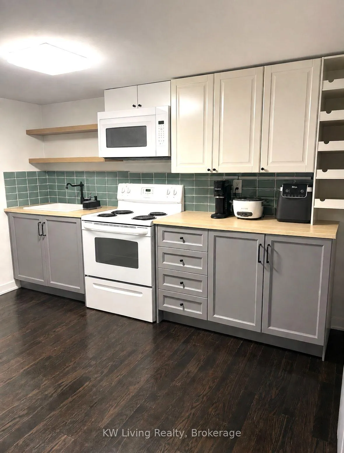 Photo 6 of Unit Lower, 7 Glass Drive, Aurora, Aurora Highlands — HOMEH