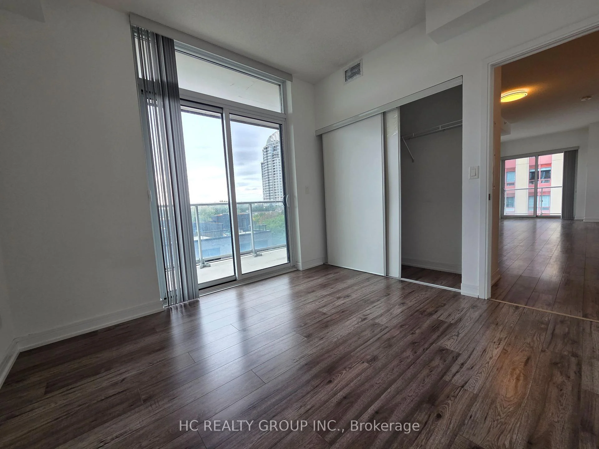 Photo 15 of Unit 605, 621 Sheppard Avenue E, North York, Bayview Village — HOMEH