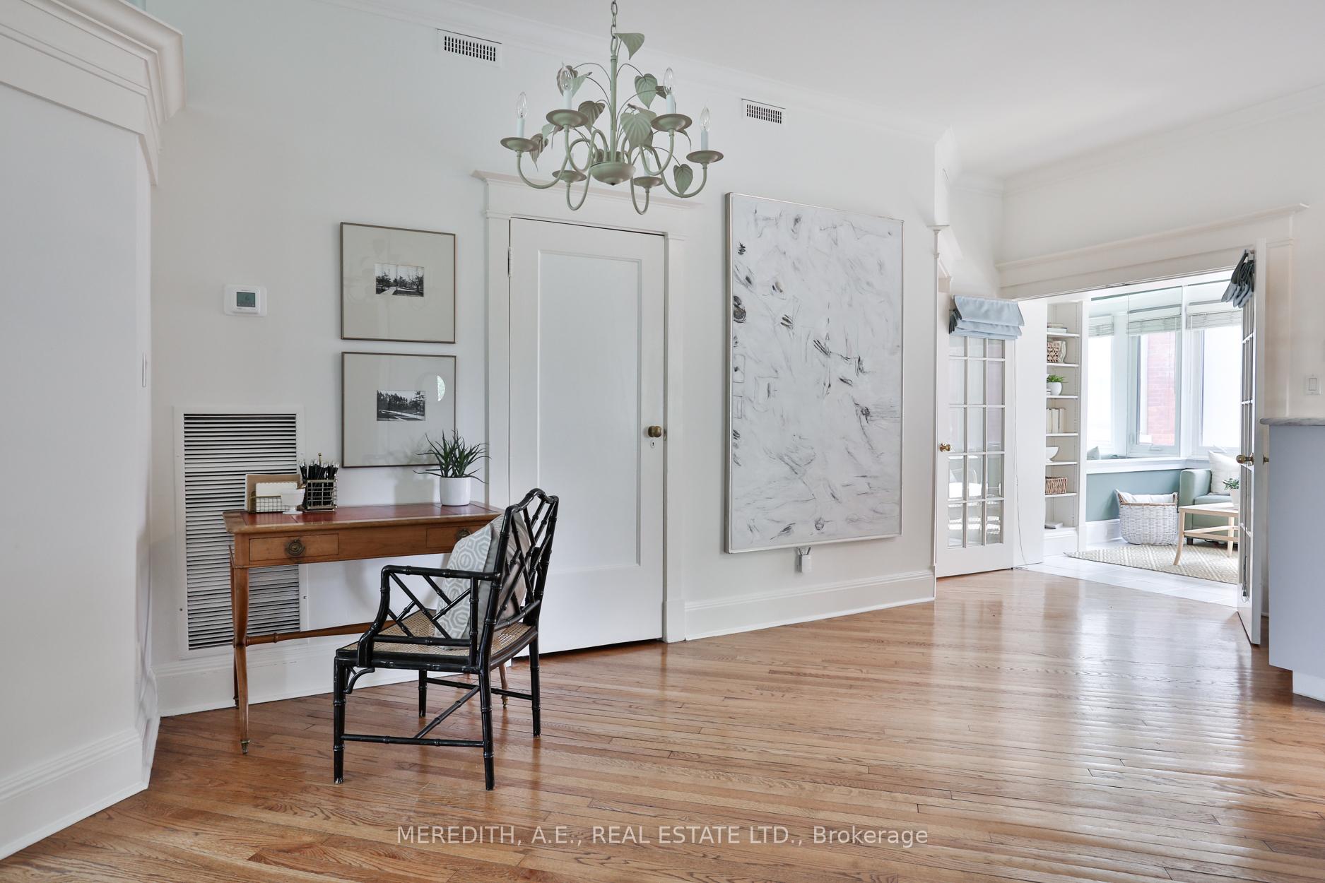 Photo 11 of Unit 203, 75 Crescent Road, Toronto, Rosedale-Moore Park — HOMEH