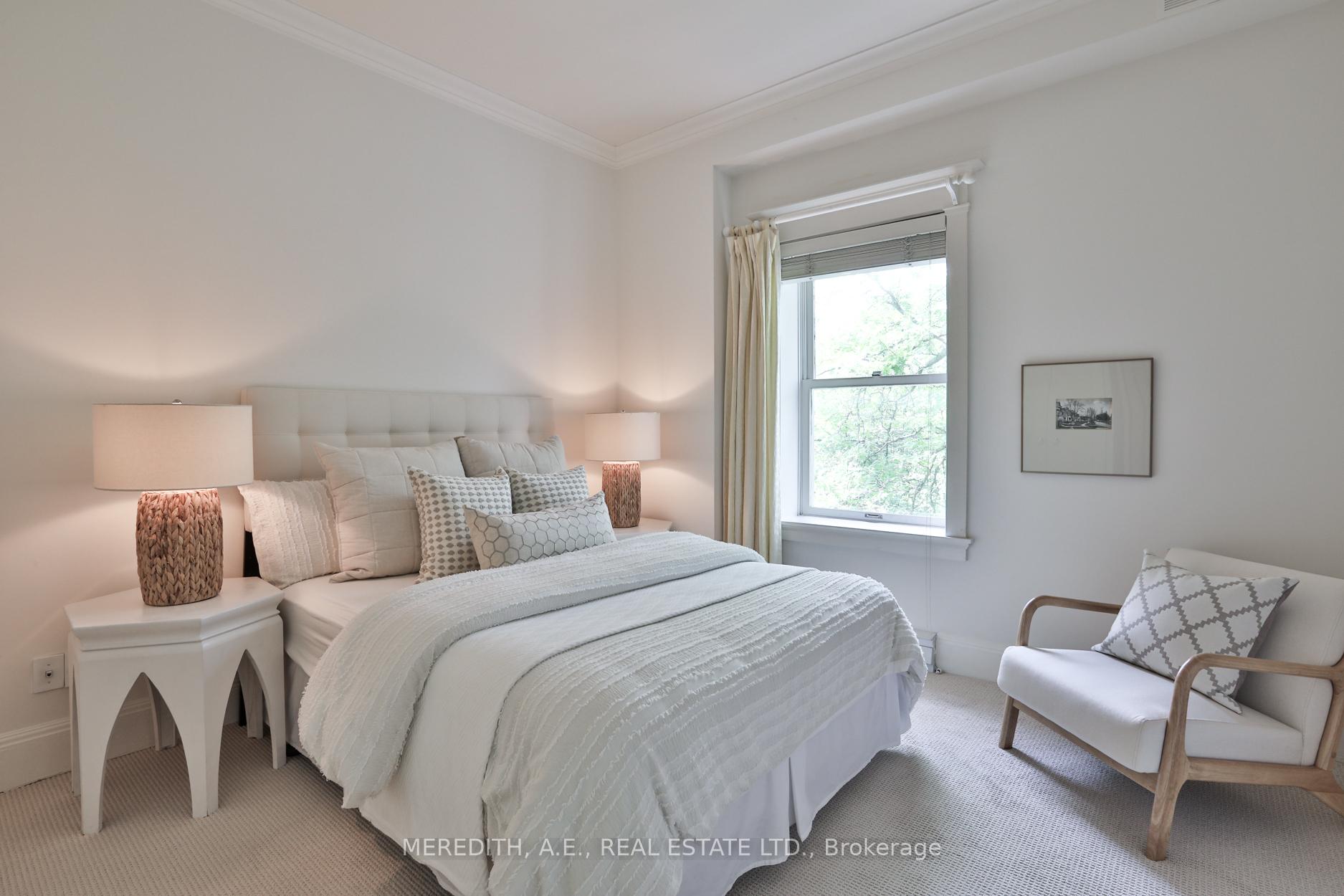 Photo 20 of Unit 203, 75 Crescent Road, Toronto, Rosedale-Moore Park — HOMEH