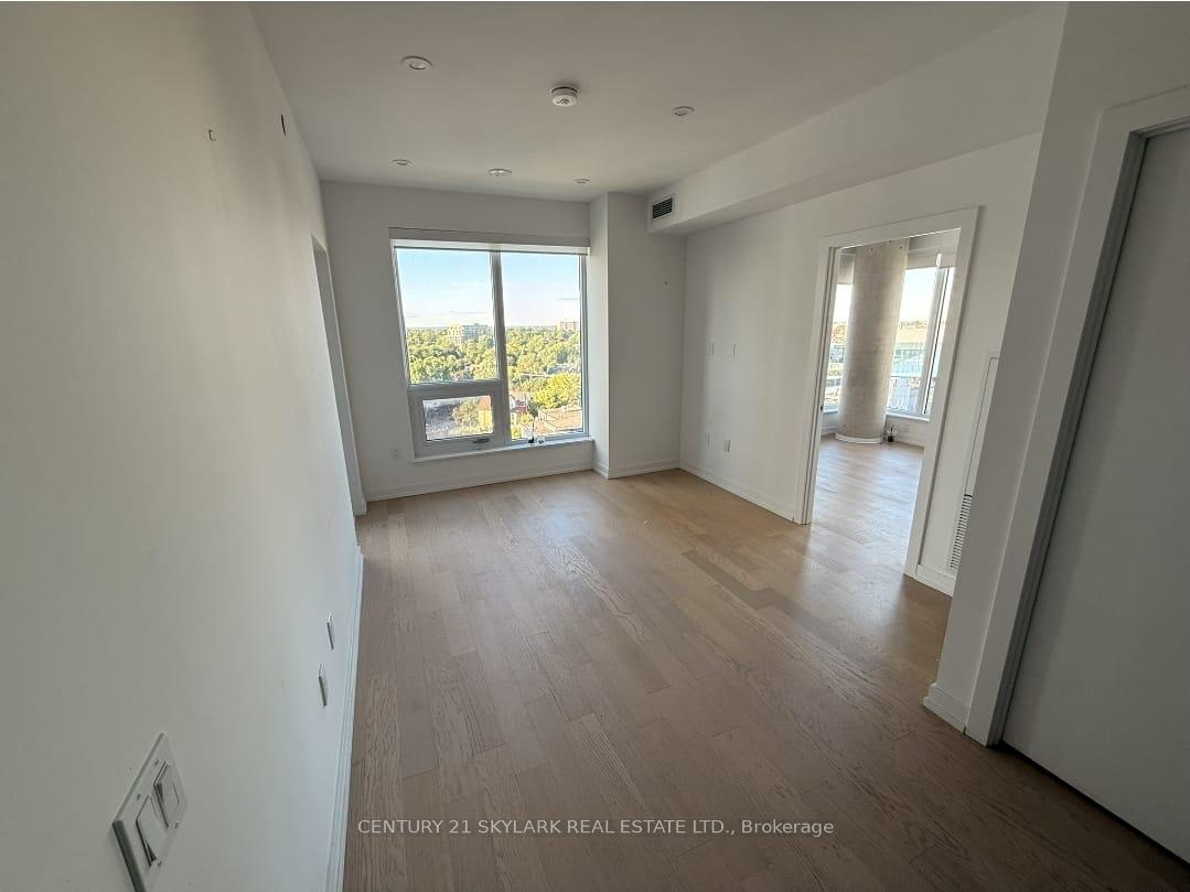 Photo 5 of Unit 902, 15 Wellington Street S, Kitchener, Cherry Hill — HOMEH
