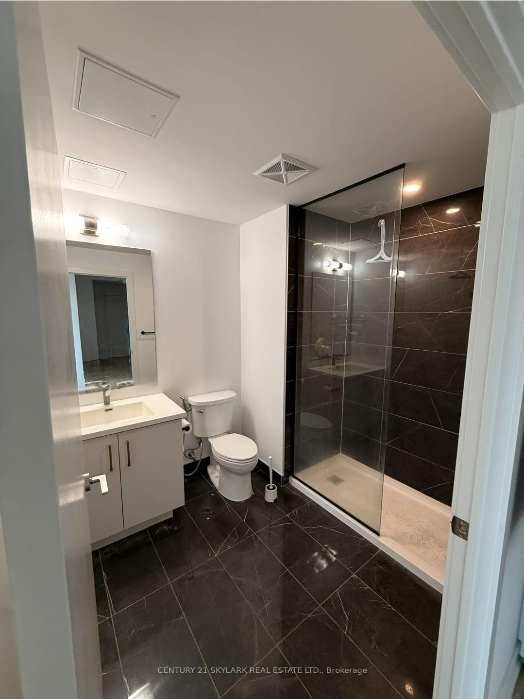 Photo 8 of Unit 902, 15 Wellington Street S, Kitchener, Cherry Hill — HOMEH