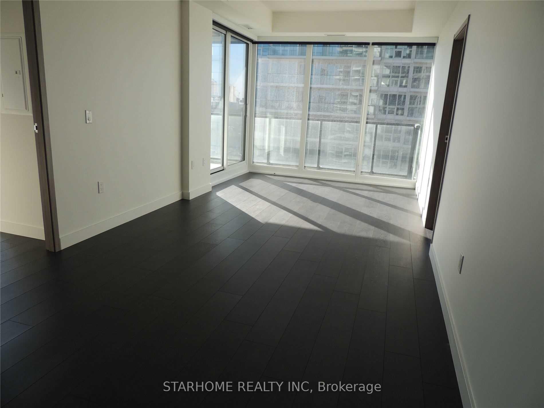 Photo 2 of Unit 1606, 95 Mcmahon Drive, North York, Bayview Village — HOMEH