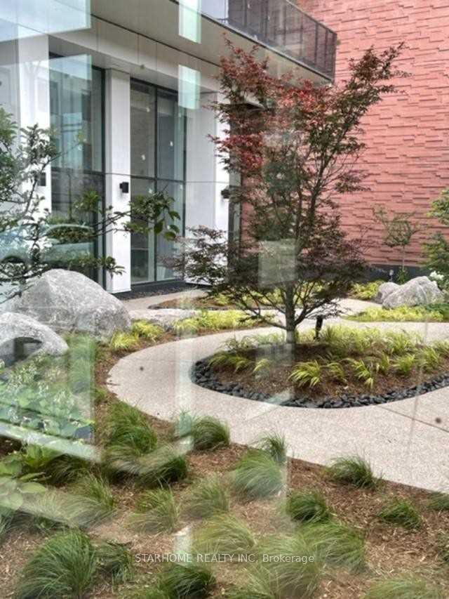 Photo 13 of Unit 1606, 95 Mcmahon Drive, North York, Bayview Village — HOMEH