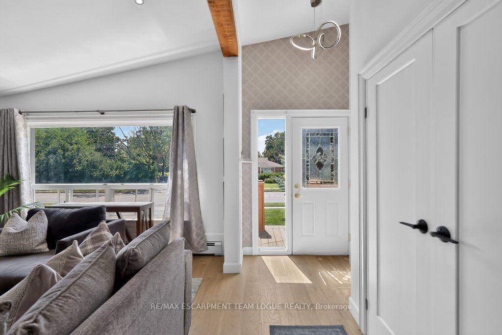 Photo 6 of 2085 Mountainside Drive, Burlington, Mountainside — HOMEH