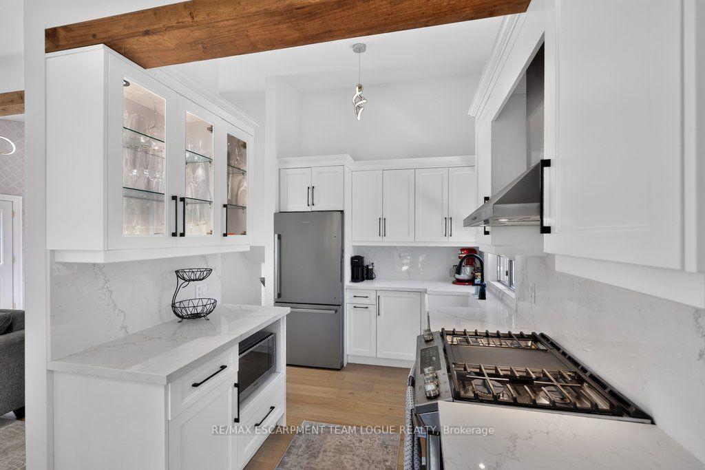 Photo 13 of 2085 Mountainside Drive, Burlington, Mountainside — HOMEH