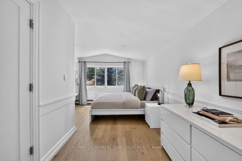 Photo 19 of 2085 Mountainside Drive, Burlington, Mountainside — HOMEH