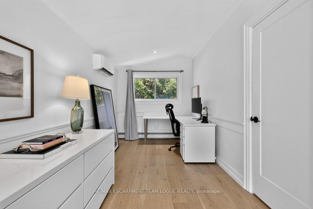 Photo 22 of 2085 Mountainside Drive, Burlington, Mountainside — HOMEH
