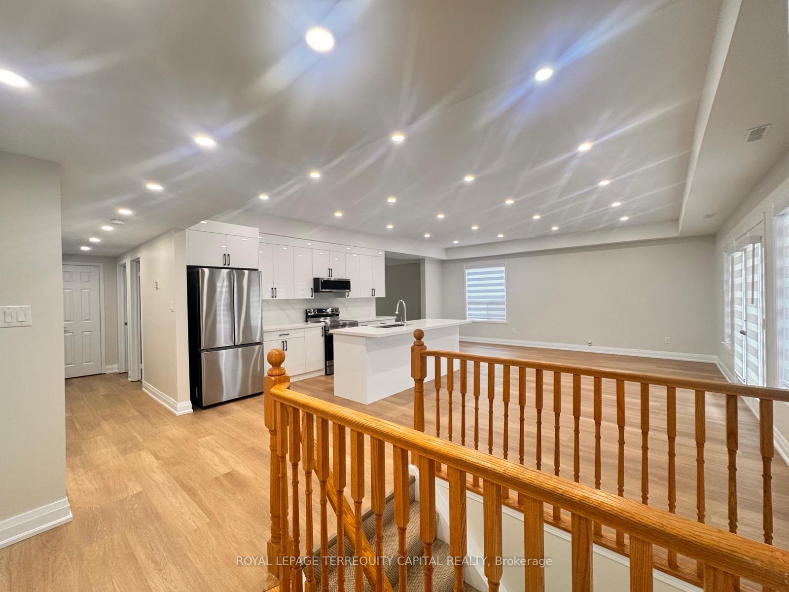 Photo 4 of Unit Upper, 344 Edgehill Drive, Barrie, Sandy Hollow — HOMEH