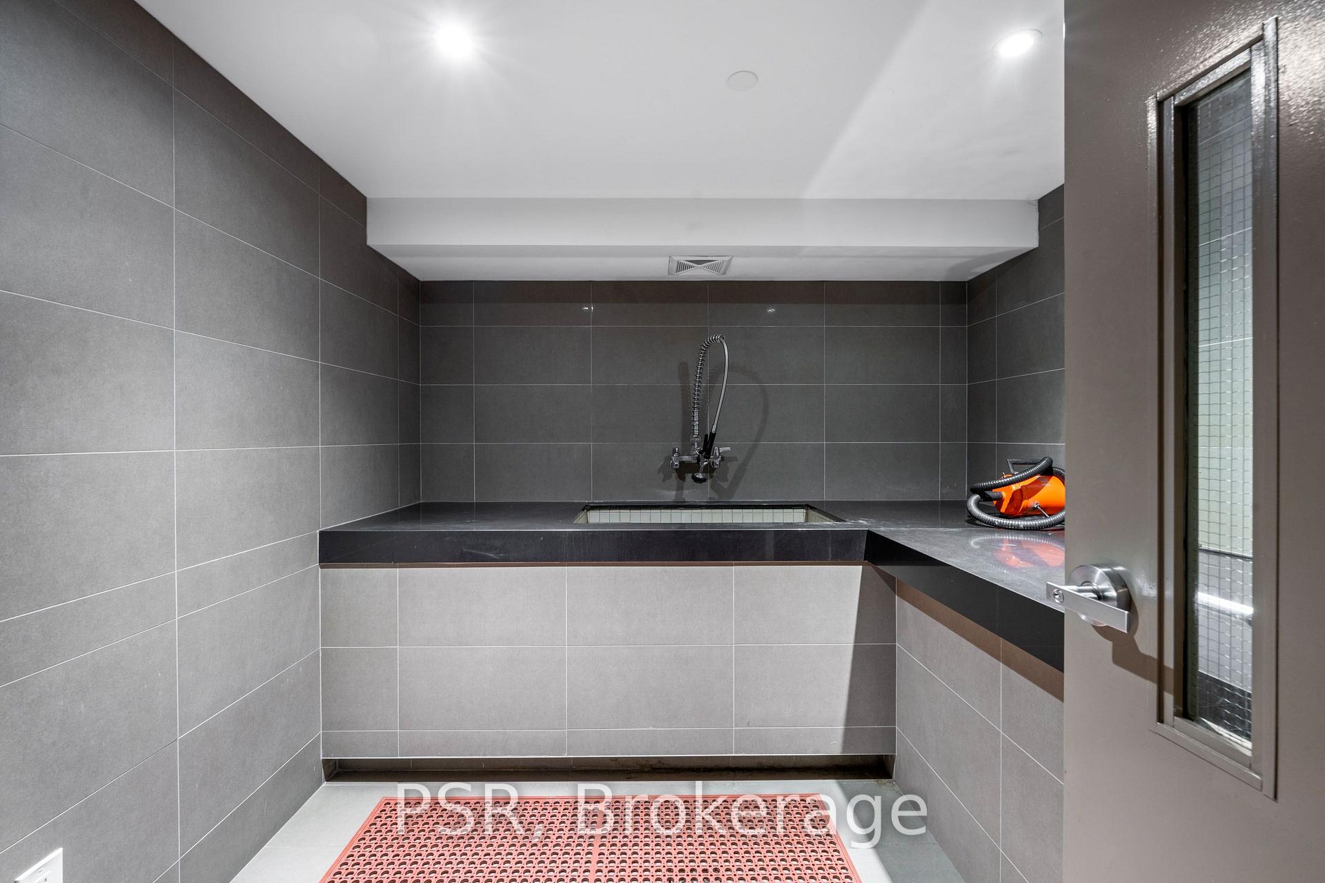Photo 25 of Unit 908, 25 Ordnance Street, Toronto, Niagara — HOMEH