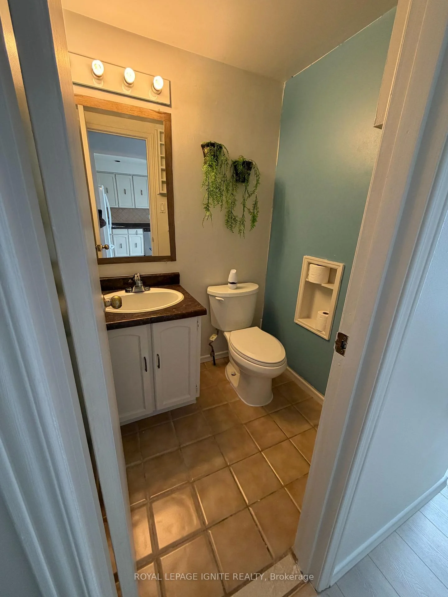 Photo 15 of Unit 8, 17 Sandhurst Circle, Scarborough, Agincourt North — HOMEH