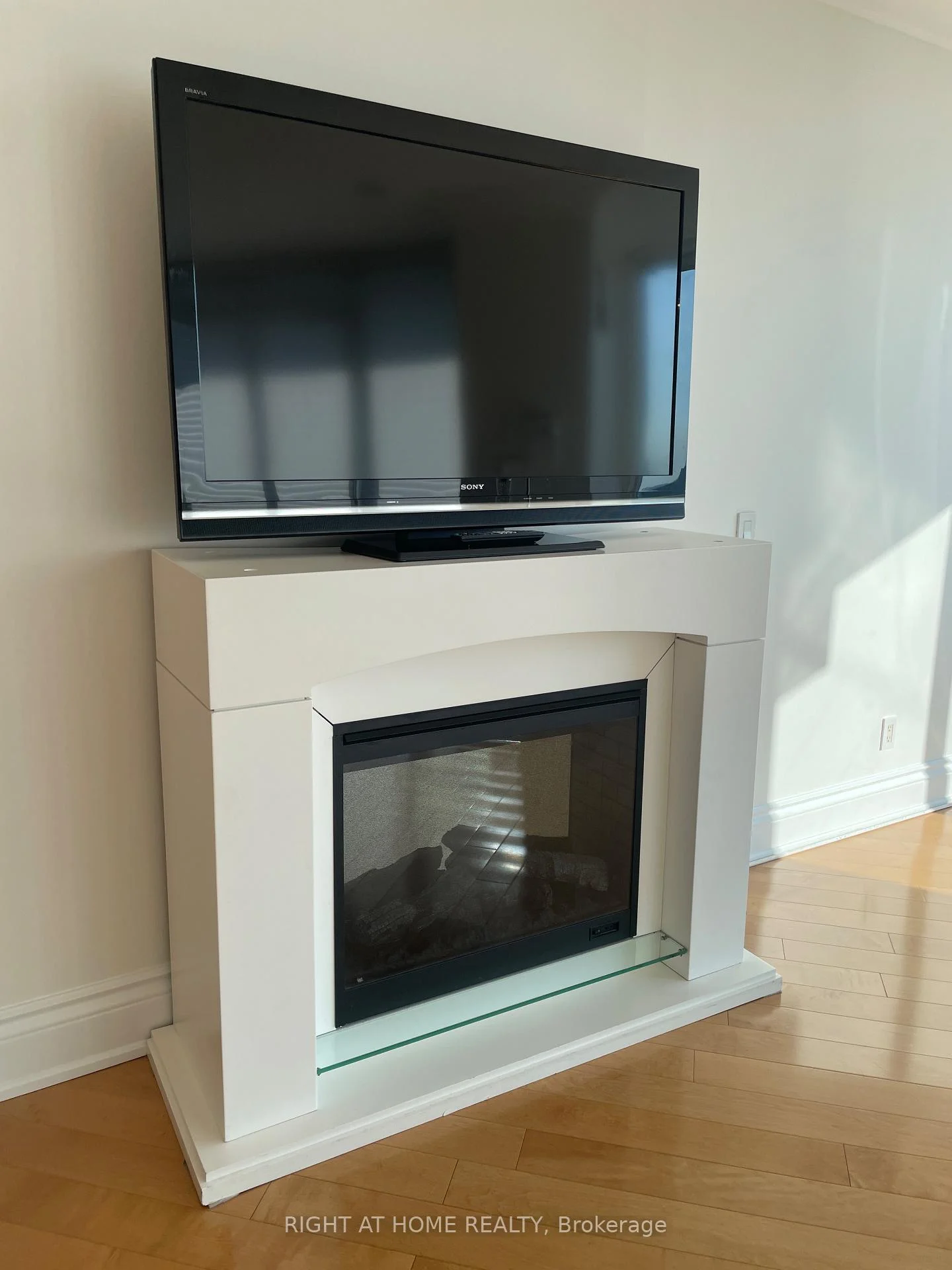 Photo 12 of Unit 3511, 208 Queens Quay W, Toronto, Waterfront Communities — HOMEH