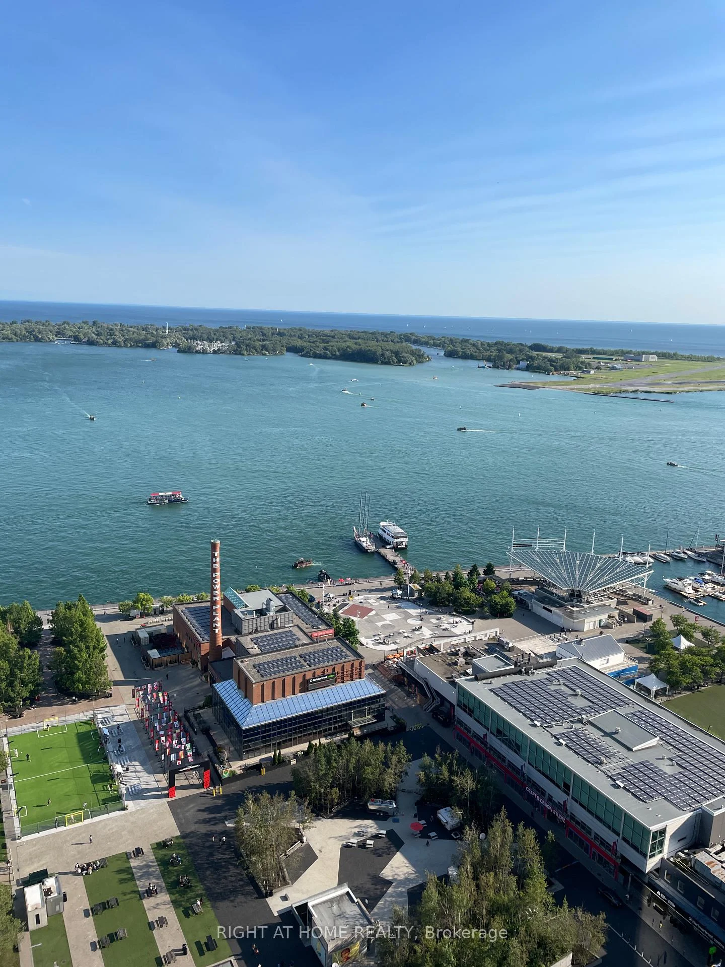 Photo 4 of Unit 3511, 208 Queens Quay W, Toronto, Waterfront Communities — HOMEH
