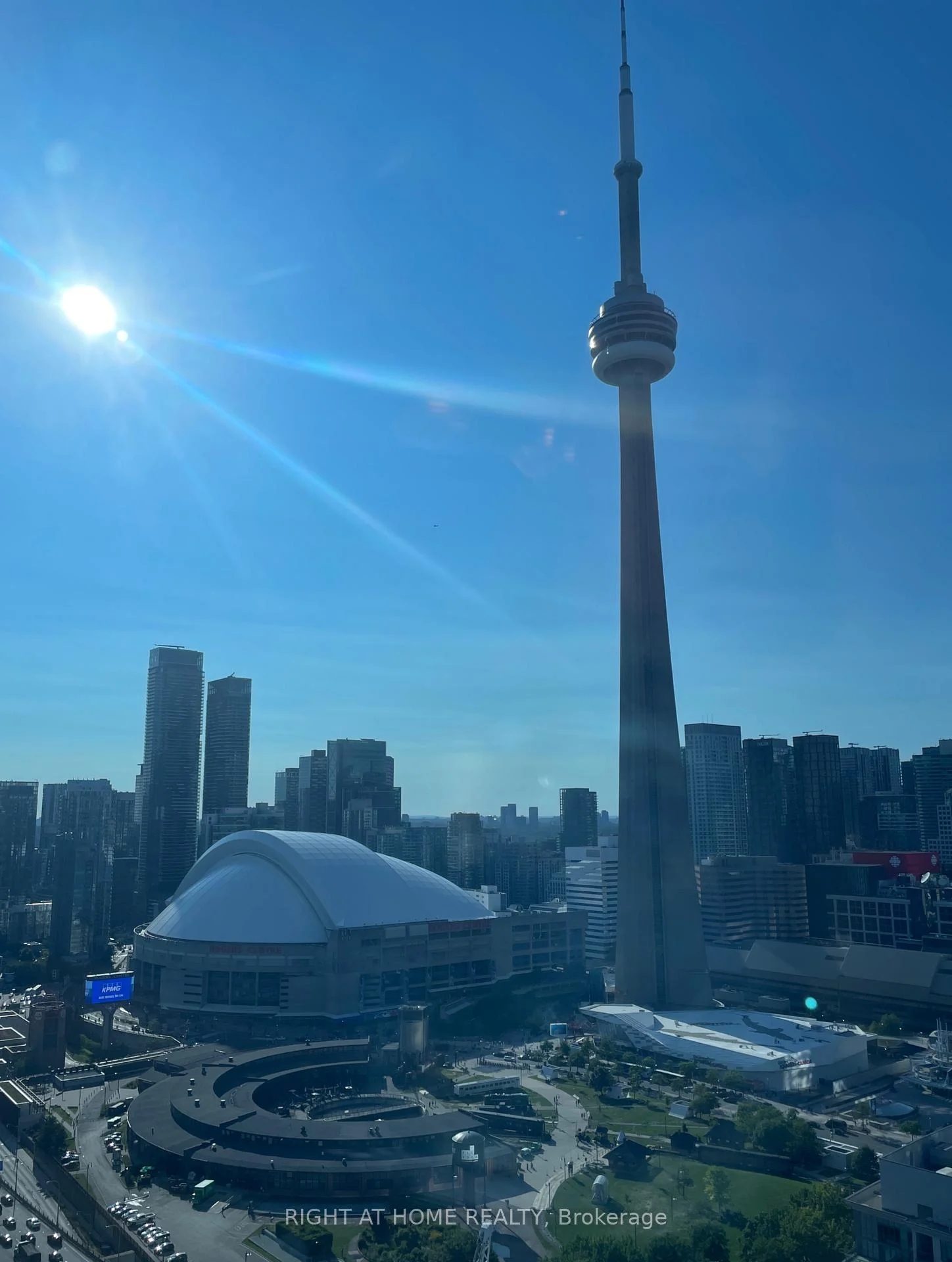 Photo 23 of Unit 3511, 208 Queens Quay W, Toronto, Waterfront Communities — HOMEH