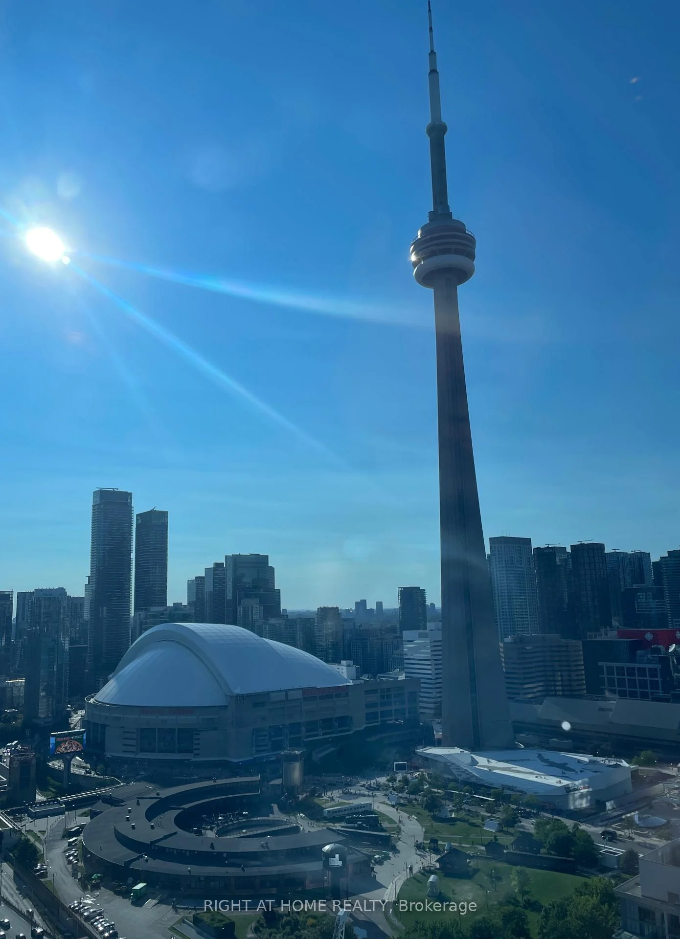 Photo 26 of Unit 3511, 208 Queens Quay W, Toronto, Waterfront Communities — HOMEH