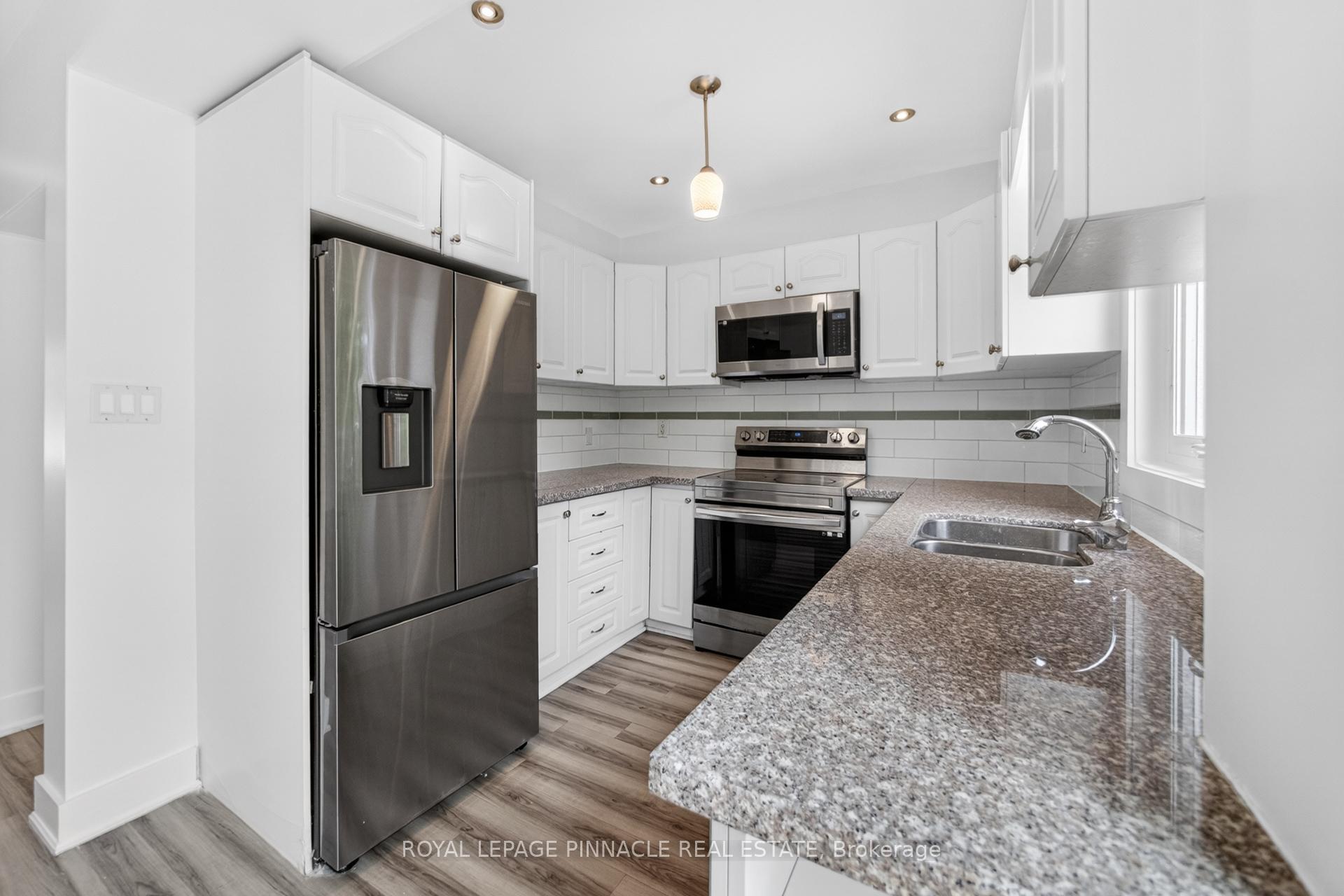 Photo 17 of 11 Elizabeth Street, Markham, Old Markham Village — HOMEH