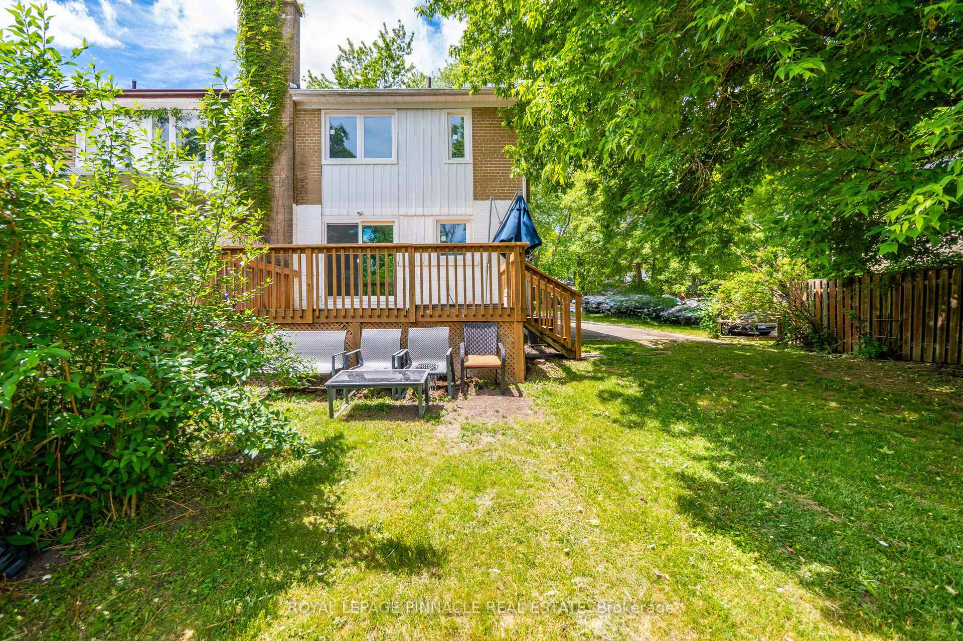 Photo 49 of 11 Elizabeth Street, Markham, Old Markham Village — HOMEH