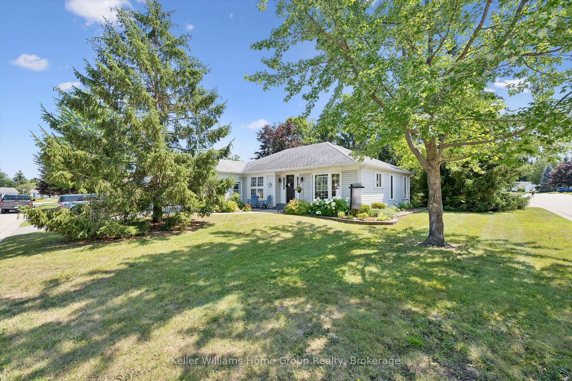 Photo 2 of 136 Bristlecone Crescent, Centre Wellington, Belwood — HOMEH