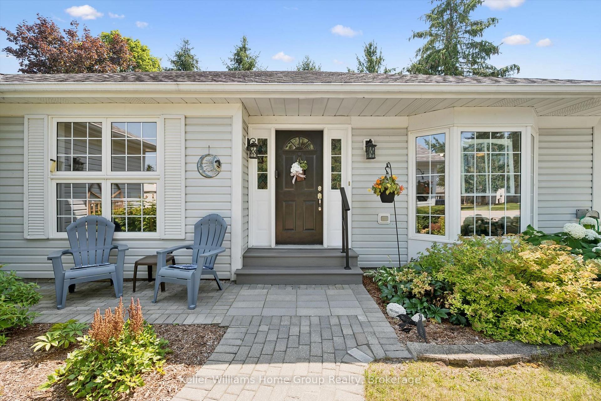 Photo 5 of 136 Bristlecone Crescent, Centre Wellington, Belwood — HOMEH