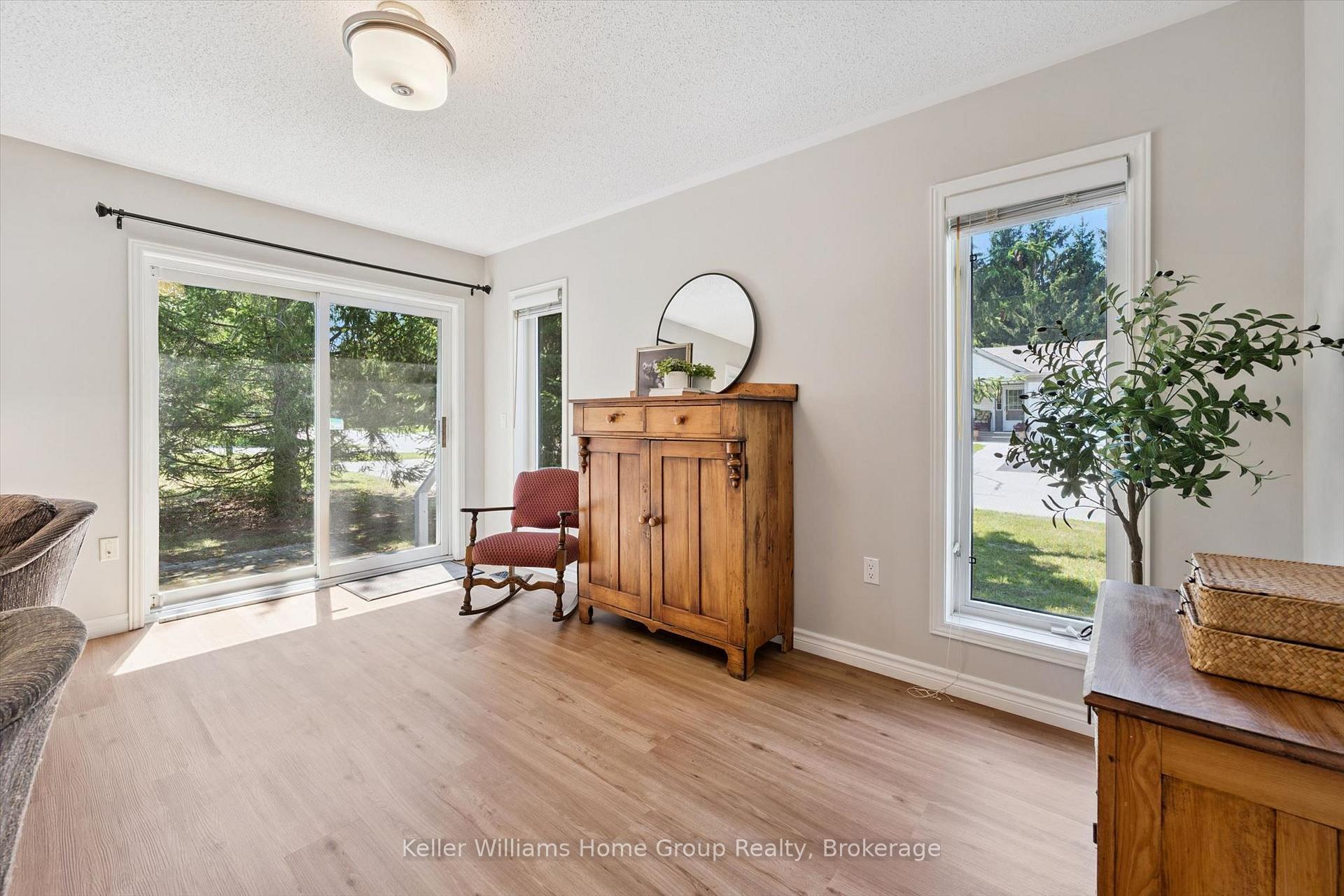 Photo 12 of 136 Bristlecone Crescent, Centre Wellington, Belwood — HOMEH
