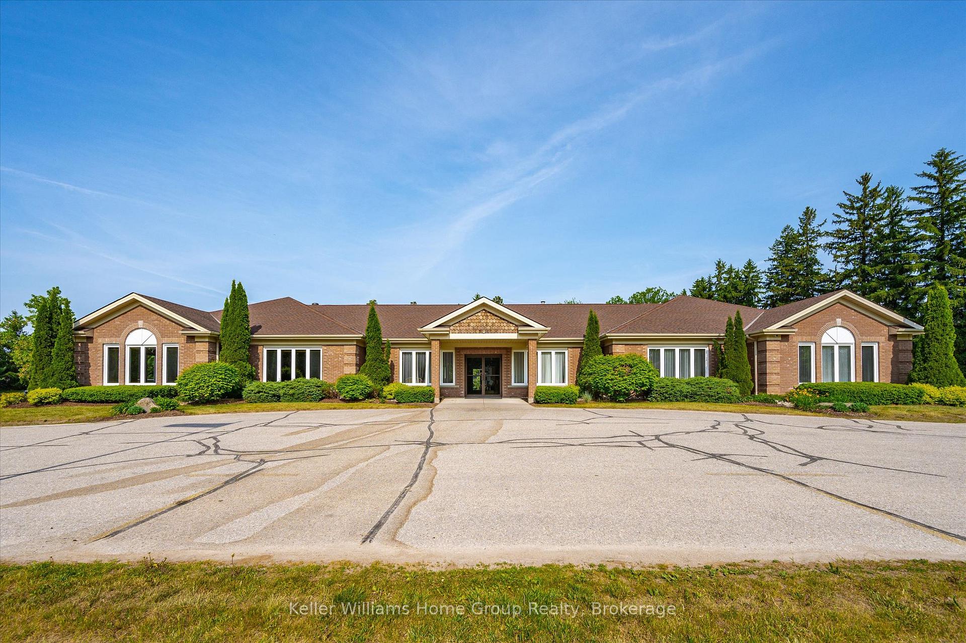 Photo 35 of 136 Bristlecone Crescent, Centre Wellington, Belwood — HOMEH